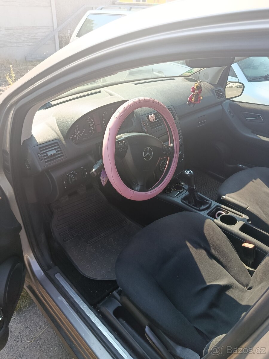 Mercedes A180 , 2.0 CDI 2007 manuál - 7