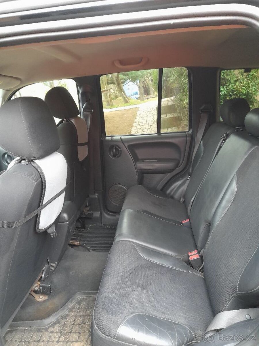 Jeep Cherokee 2.8 CRD - 7