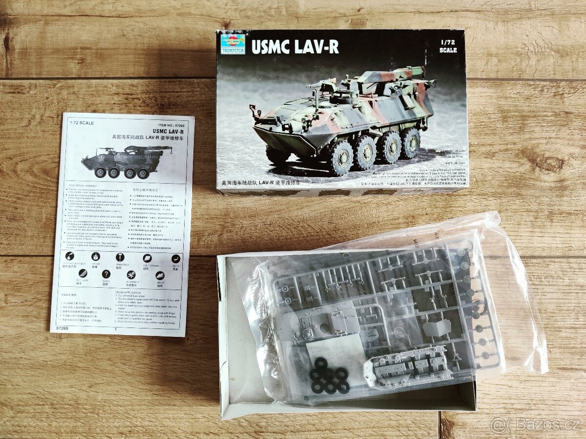 Plastikové a dřevěné modely - 7