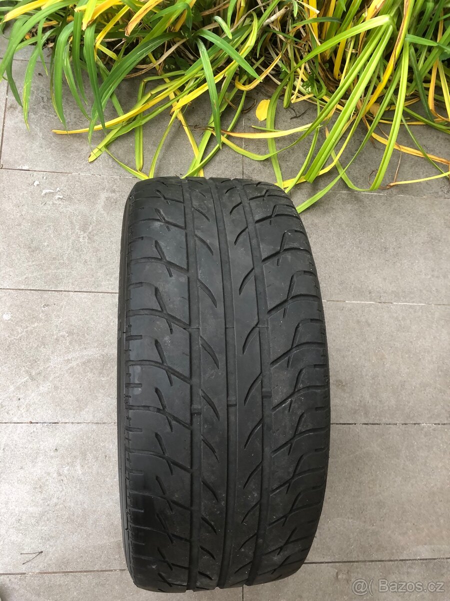 Kusovka 245/40/18 Riken Maystorm 2 - 7