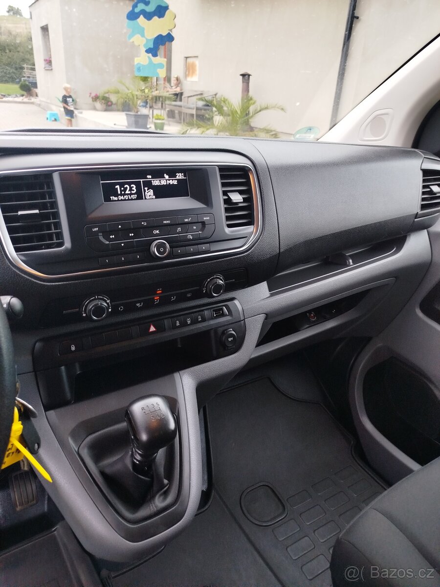 Peugeot Expert Traveller 2.0 110kw RV2018 Najeto 145 000km - 7