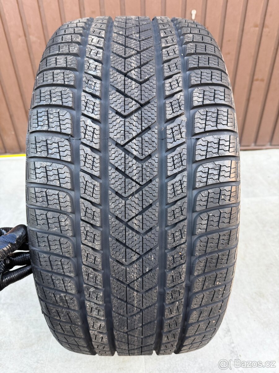 Bentley Continental GTC GT Zimní Pirelli 265/40 R21 305/35 - 7