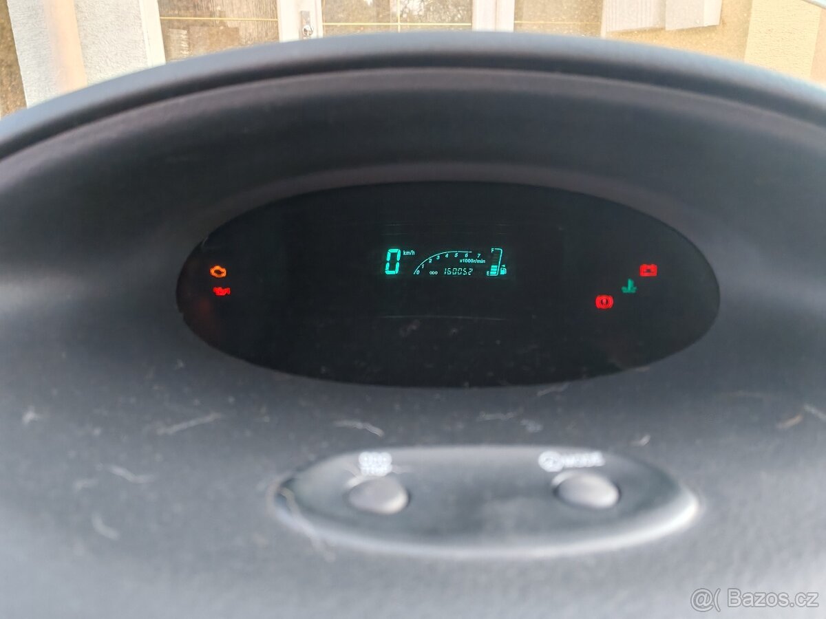 Yaris VVTi, 998 ccm - 7