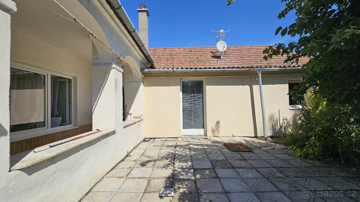 SLEVA RD 5+1 + 2kk na pozemku 1.230m2 Brno-venkov, dvojgaráž - 7