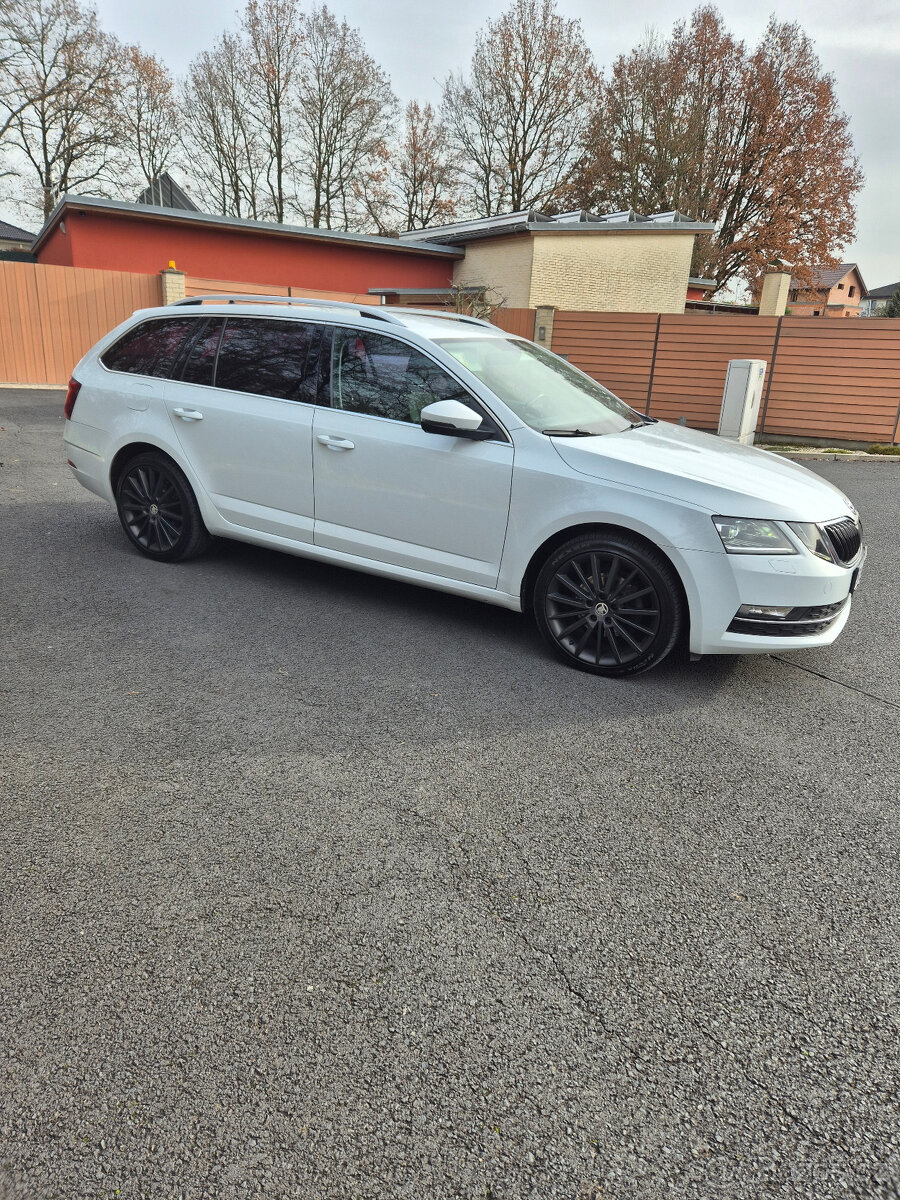 ŠKODA OCTAVIA 3 DSG - 7