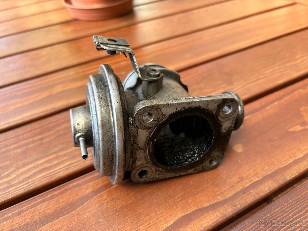 Komplet sání s výřivými klapkami - BMW E91 motor M47 - 7