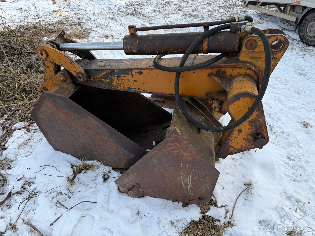 Un 053 nakladač + podkop - 7