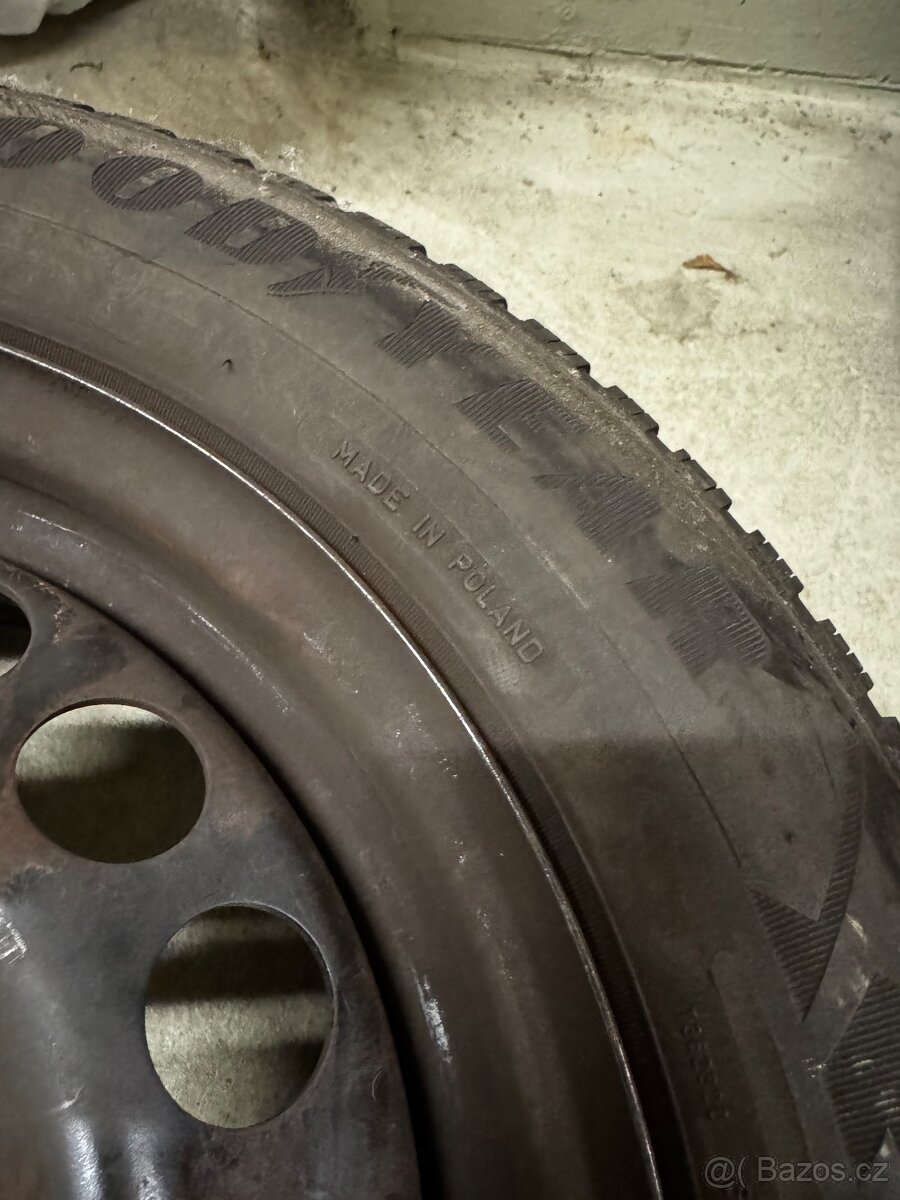 Pneumatiky zimní i letní Goodyear Ultragrip 9 rotation M+S - 7