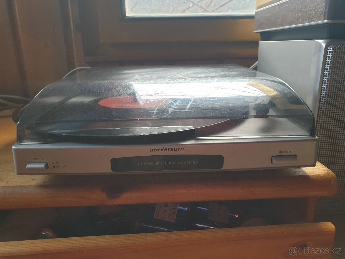 Gramofon Philips, Tesla, Universum - 7