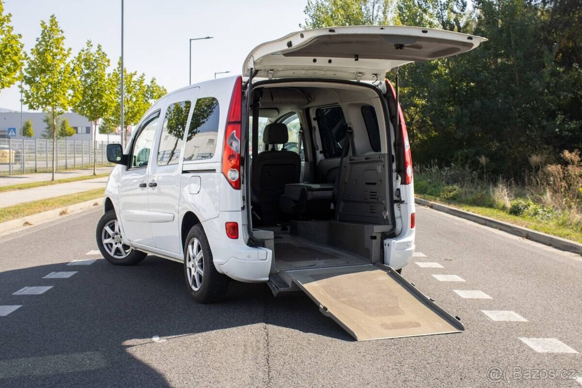 Renault Kangoo 1.5 dCi / 63kW / M5 / 2010 - 7