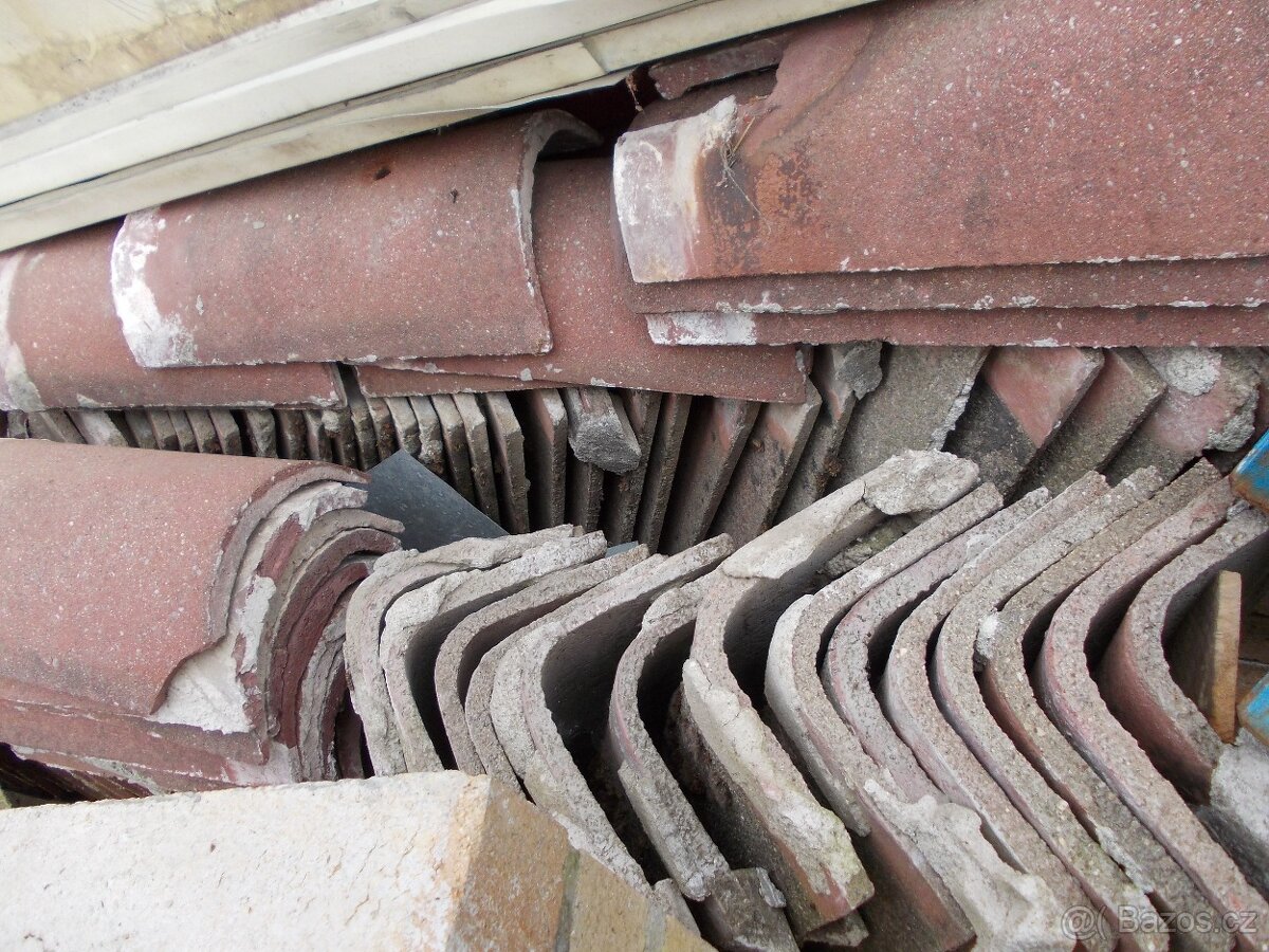 Použité střešní hřebenáče. - 7