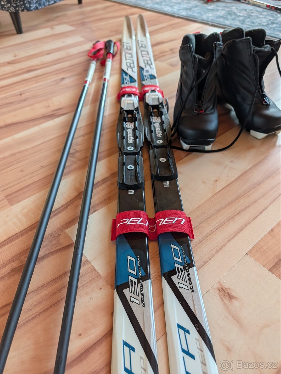 Dětské bežky a hůlky a boty - 7