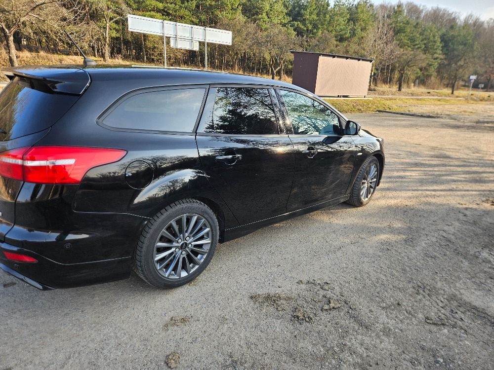 Ford focus ST Line - 7