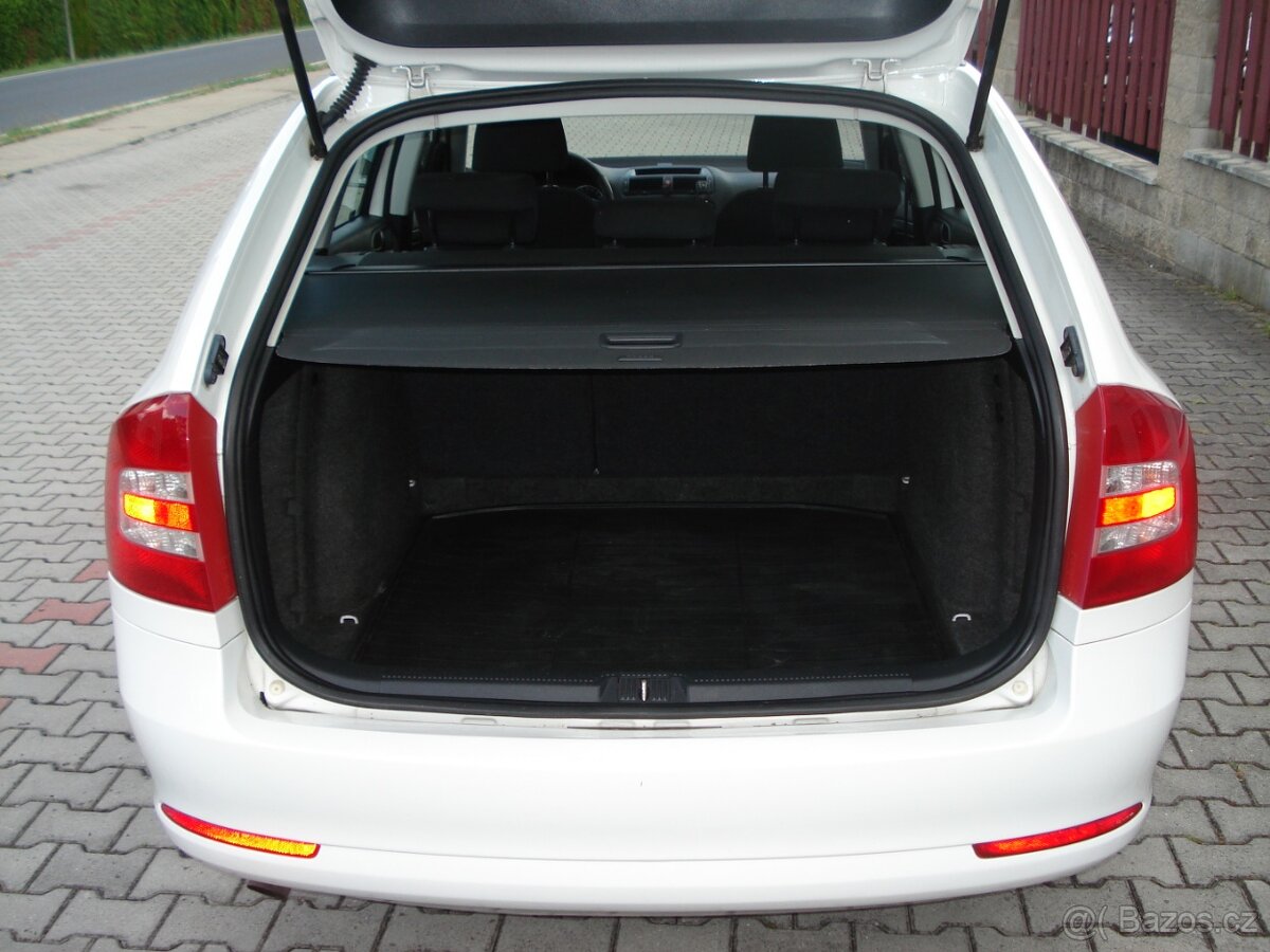 Škoda Octavia Kombi 1.6 TDI,SERVISKA - 7