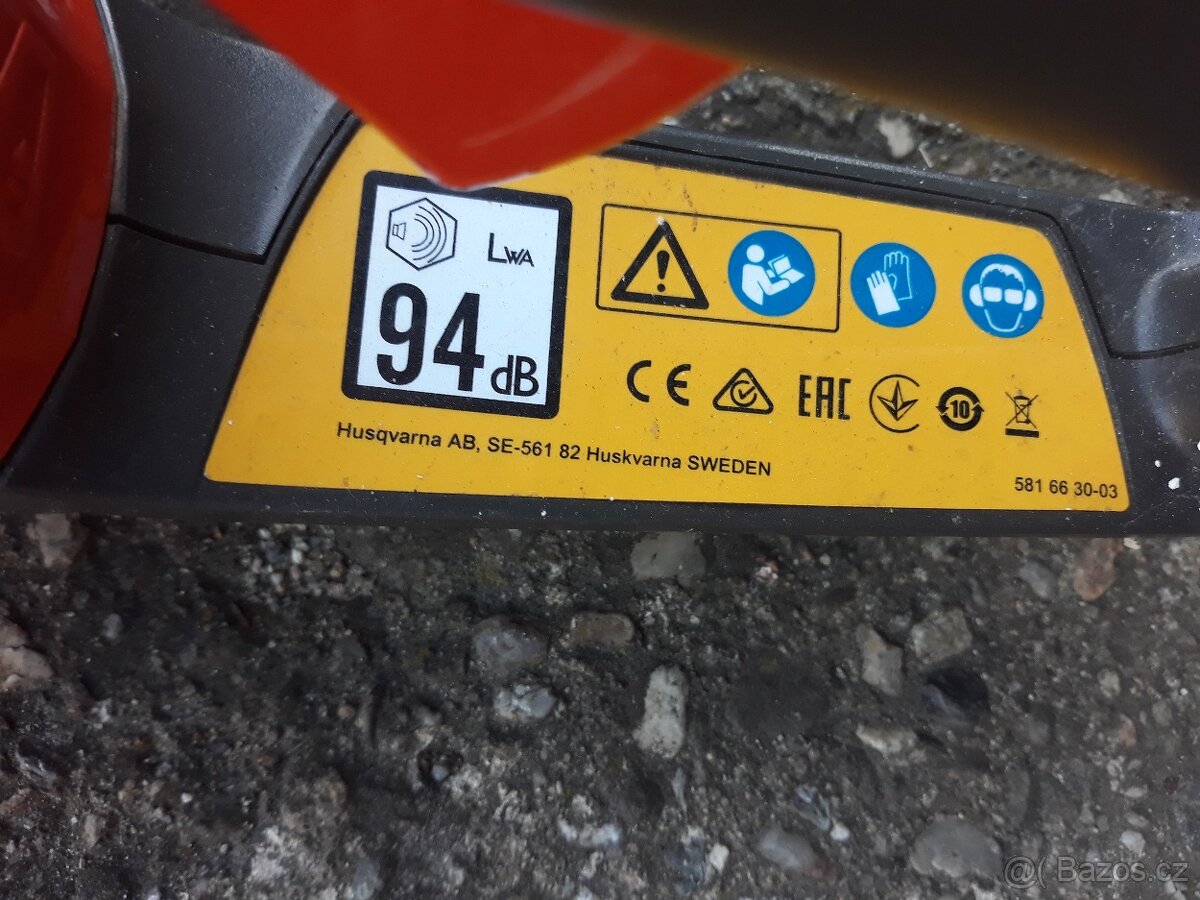 aku fukar a nuzky na zivy plot Husqvarna - 7