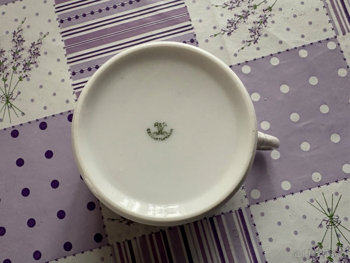 Sada porcelánového nádobí - 7