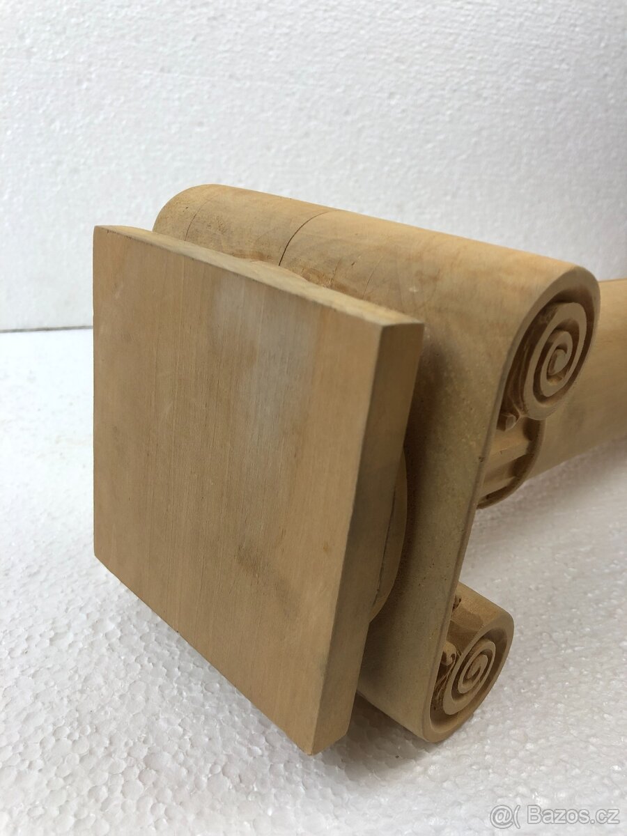 Vyřezávaný dřevěný stojan Antický sloup (NP004) - 7