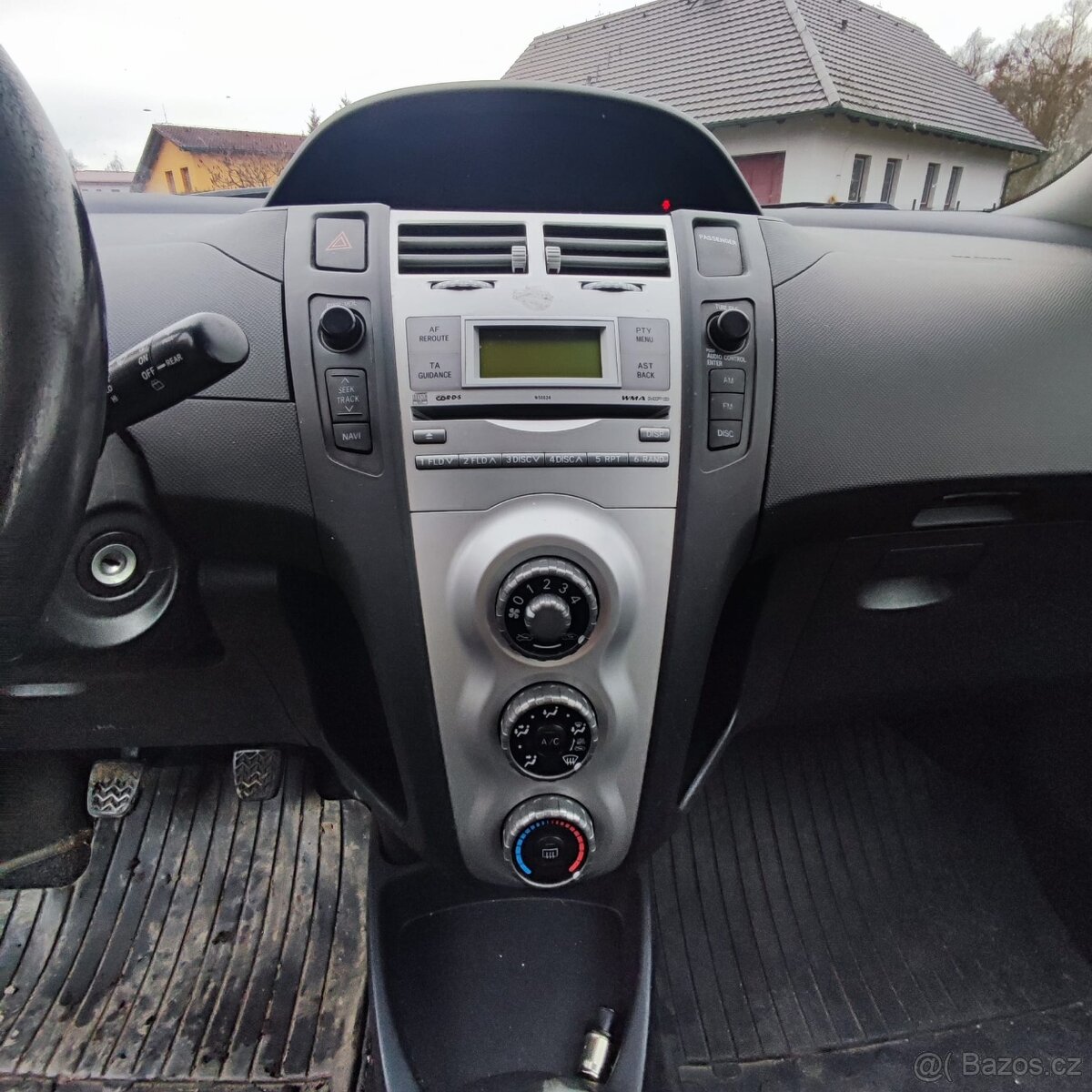 Toyota yaris 1,0 benzín rozvod řetěz - 7