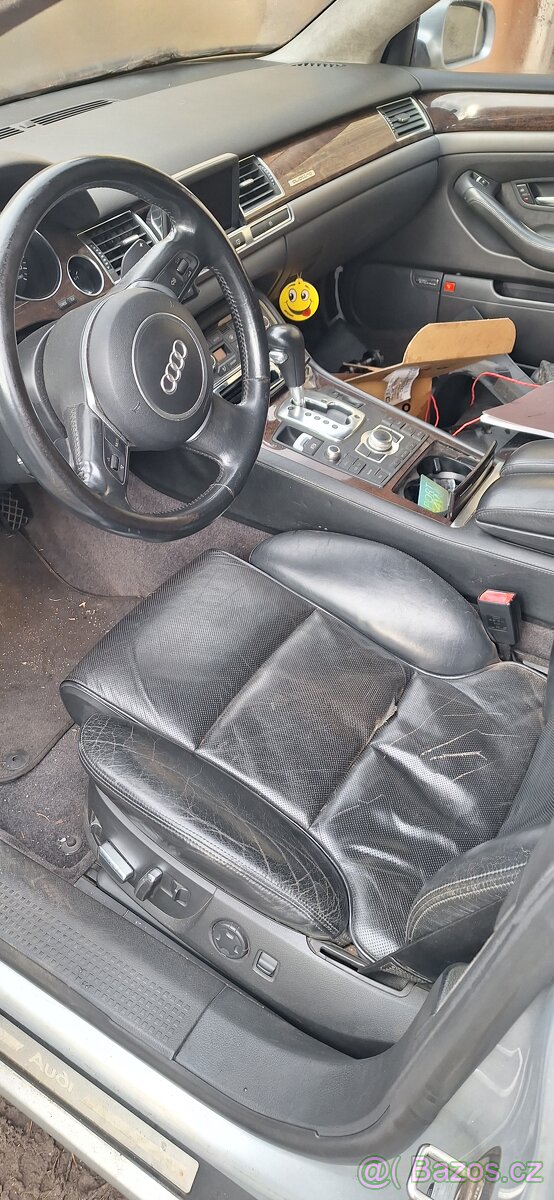 AUDI A 8 4.2 BENZIN - 7