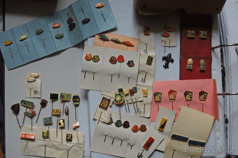 Sbírka odznaků cca 900ks - 7