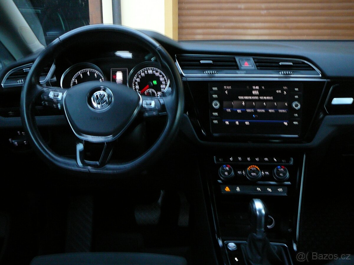 VW TOURAN 1.4 TSI 110KW DSG+F1 R-line FULLED NAVI ACC KAMERA - 7