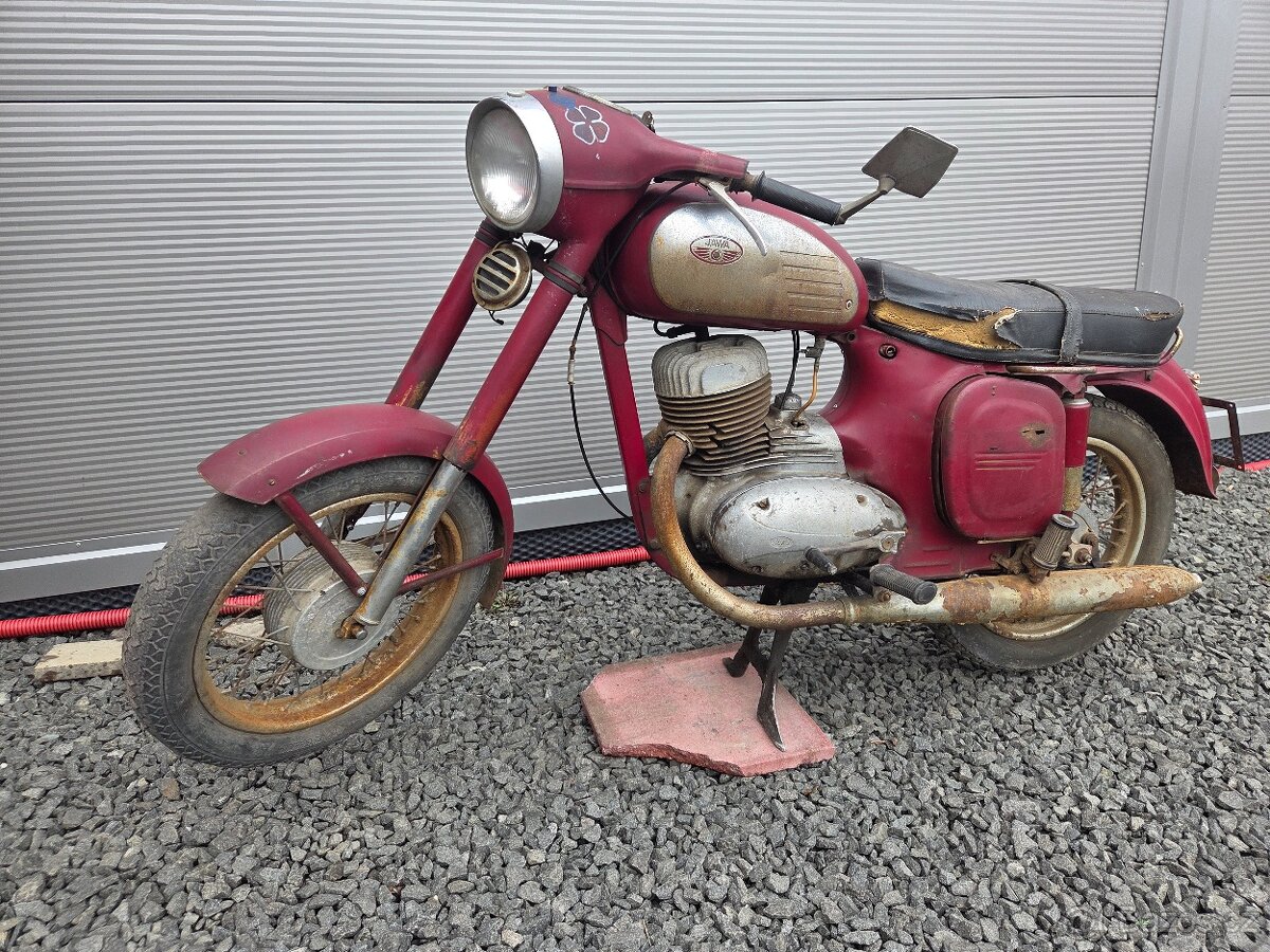 Jawa 250 panelka s doklady - 7