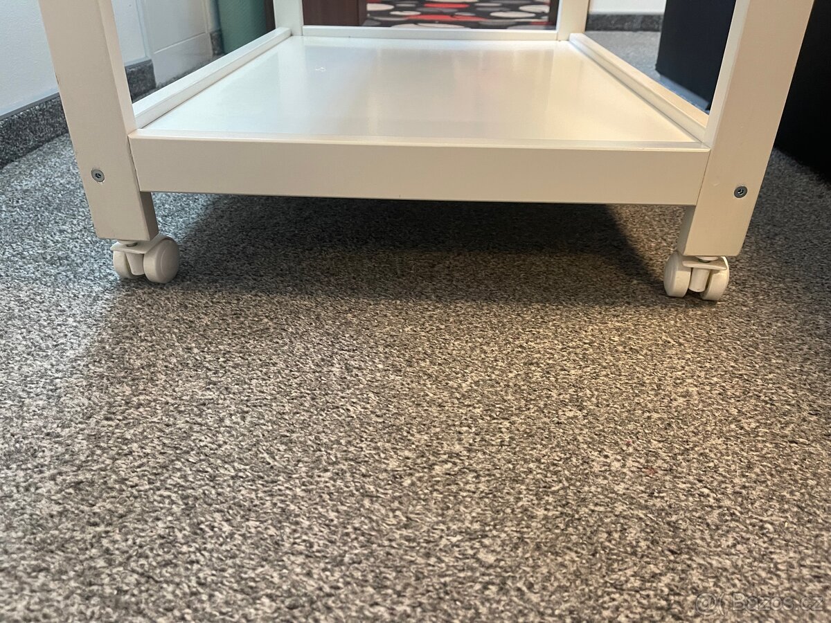 Přebalovací pult - 7