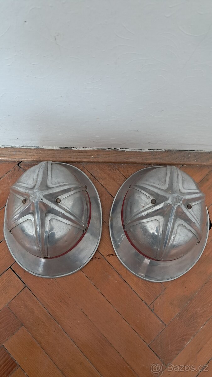 Hasičské helmy - 7