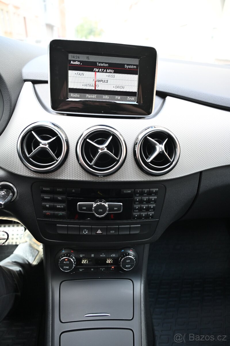 Mercedes-Benz B180 - 7