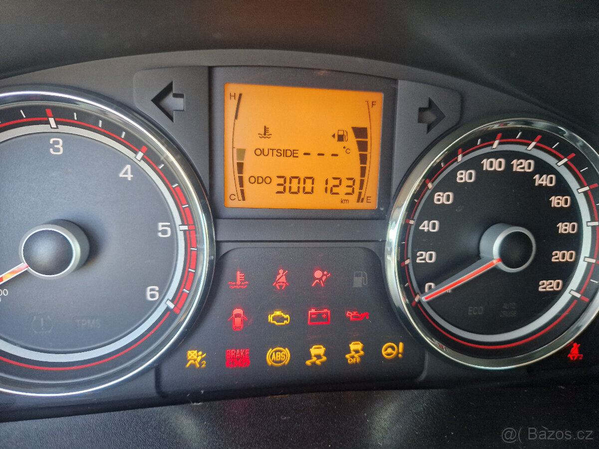 SsangYong Korando 2.0 XDi - 2012 4x4 závěs 2t - 7