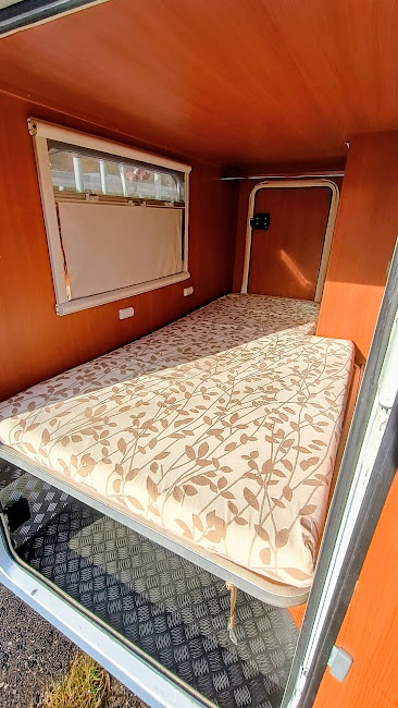 Fiat Ducato / McLouis, alkovna pro 6 osob, palandy/garáž - 7