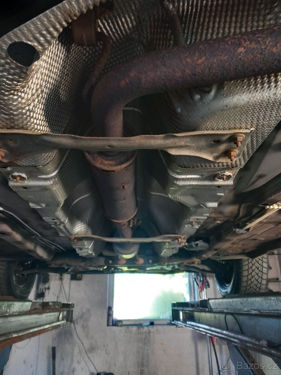 VW CADDY 1,6 benzí + LPG - 7