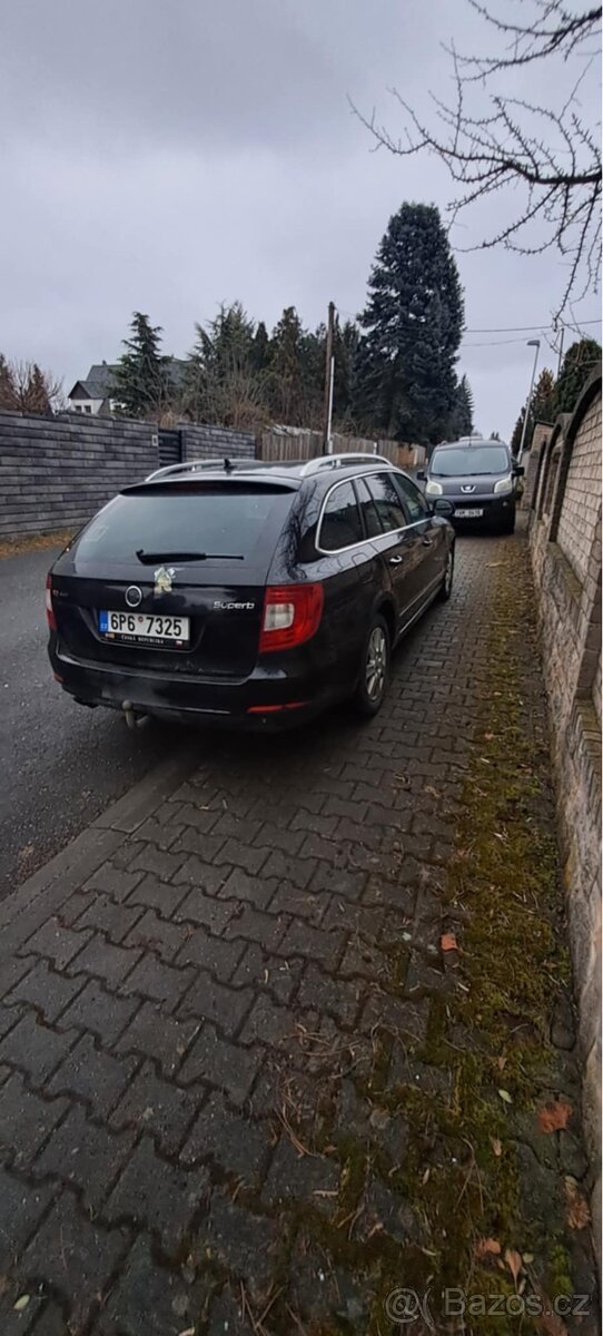 Superb 2012 1.6 nafta - 7