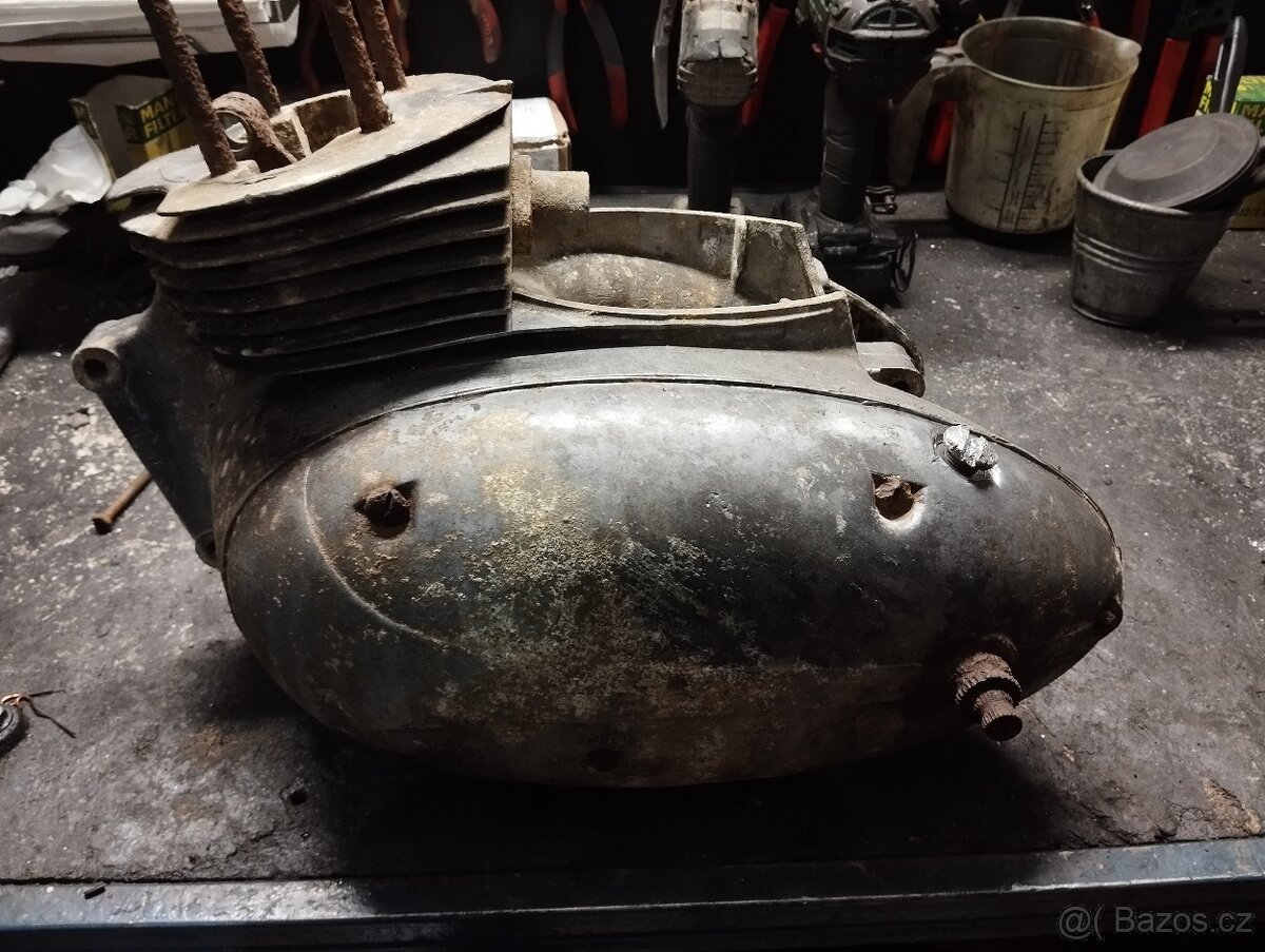 Jawa 250-11 pérák - 7