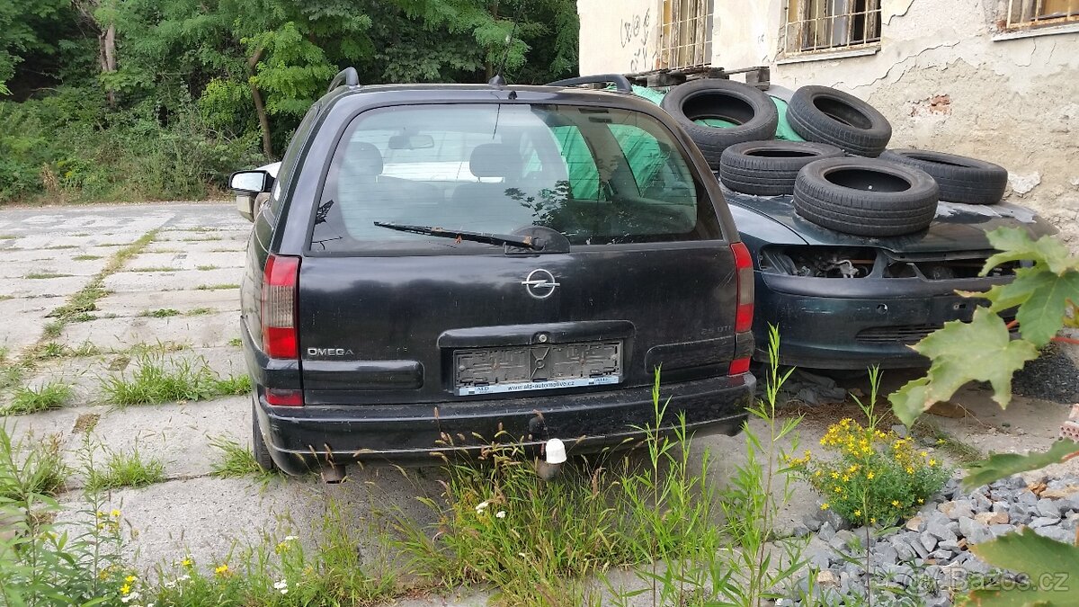 5 dvere opel omega b - rok 94 -03 - 7