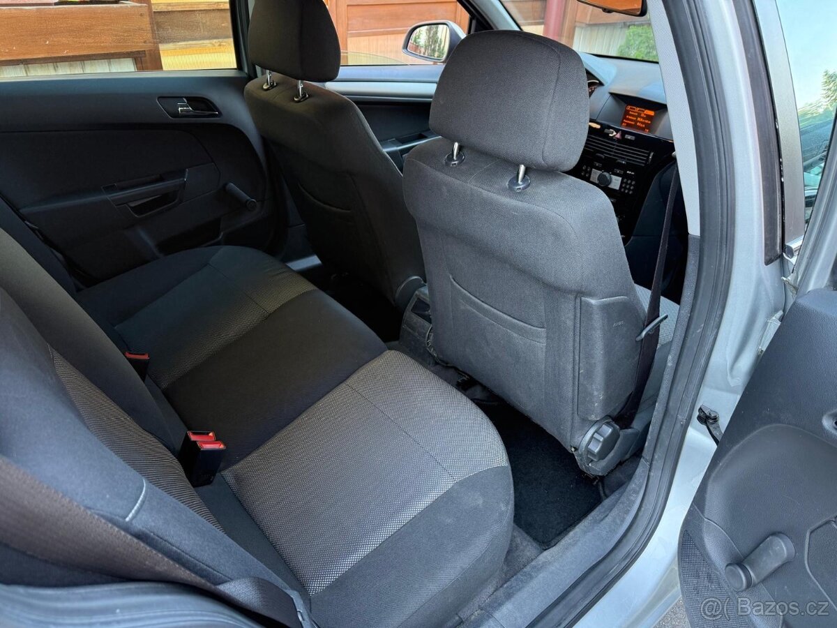 Opel Astra H 1,7CDTi - 7