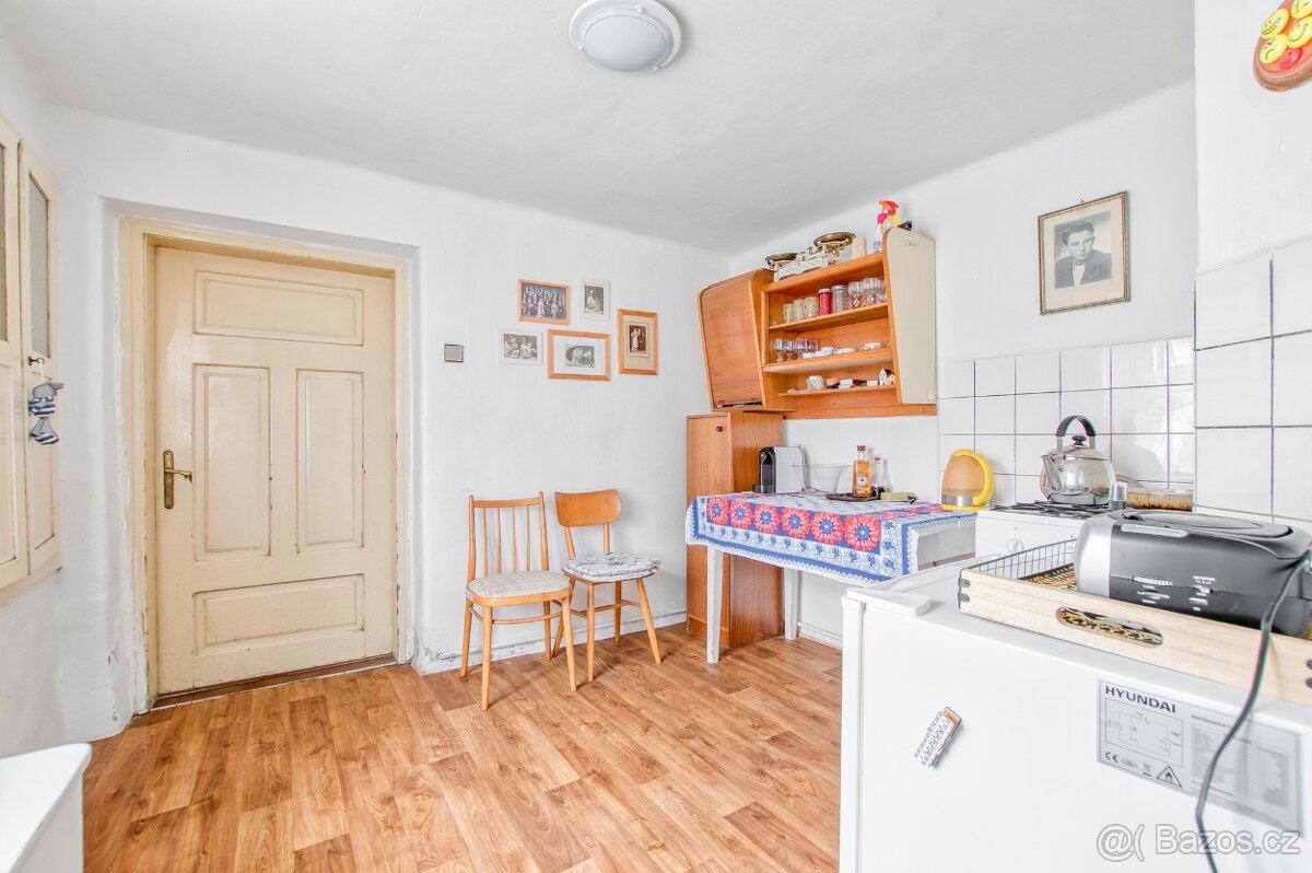 Prodej rodinného domu s historií a zahradou v Příboře - 7