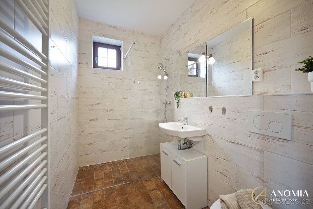 Prodej rodinného domu 195 m2, pozemek 823 m2, Rohozná - 7