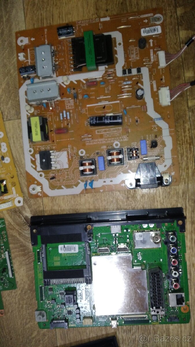 Panasonic TX-42AS520E - 7