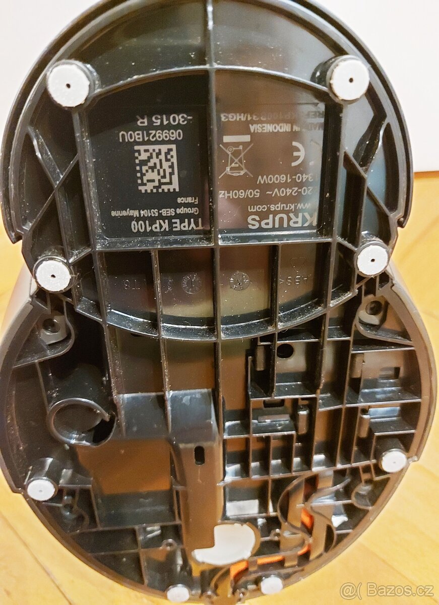 Kávovar na kapsle KRUPS KP10B31 - 7