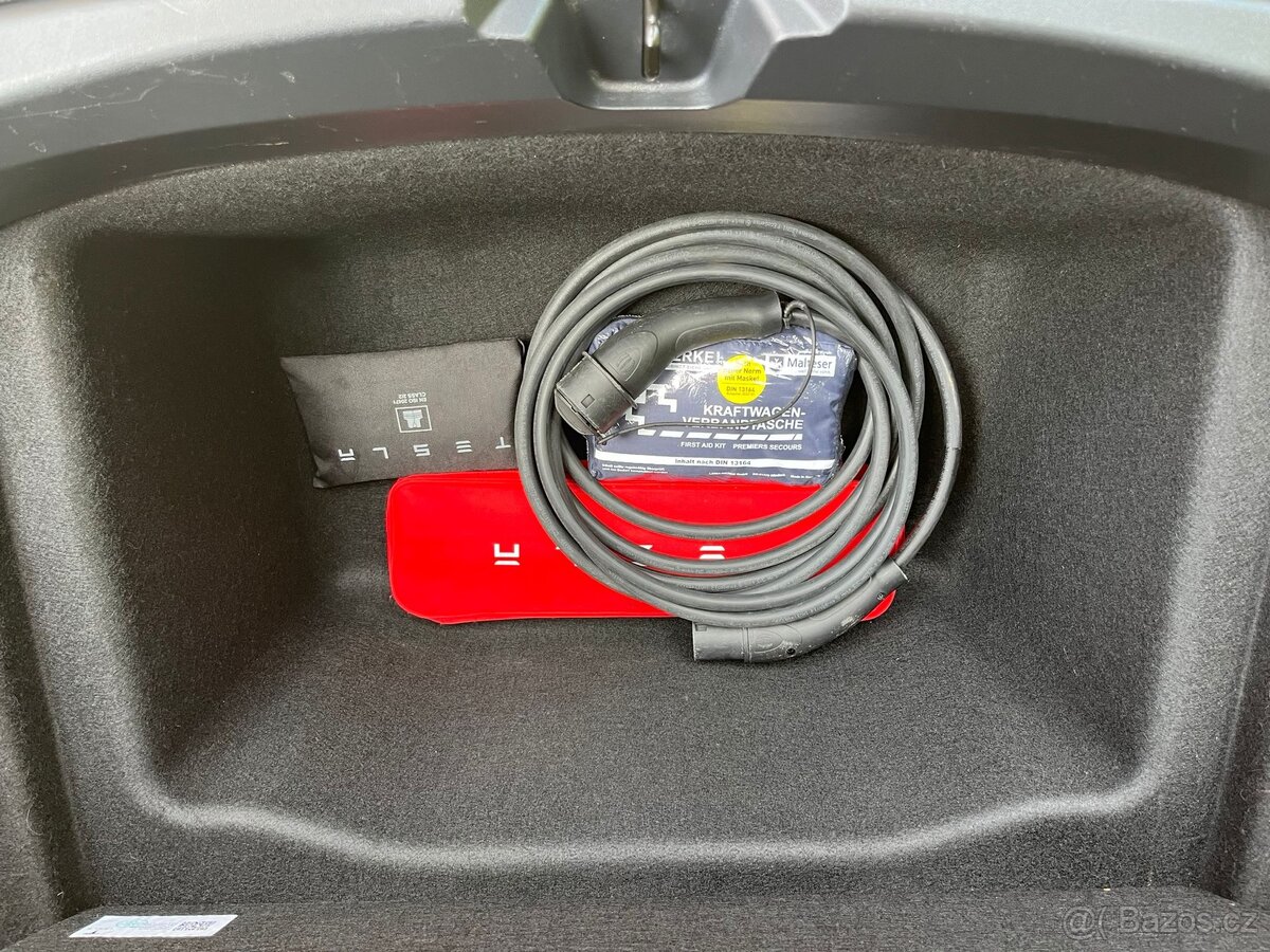 Tesla Model 3 Long Range Dual Motor 2022 – odpočet DPH - 7