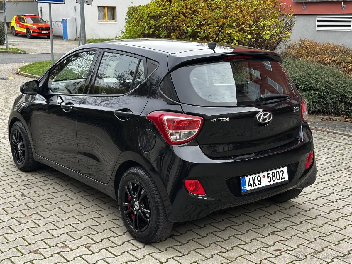 Hyundai i10 1.0i 49kW Style Klima Serviska 1. maj Rok 2014 - 7