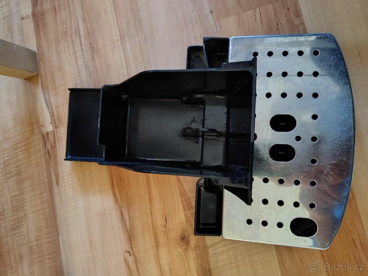 prodám DeLonghi Magnifica S - 7