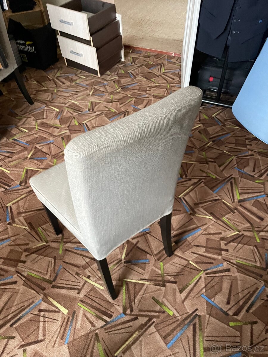 Jídelní stůl + židle + televizní stolek - 7