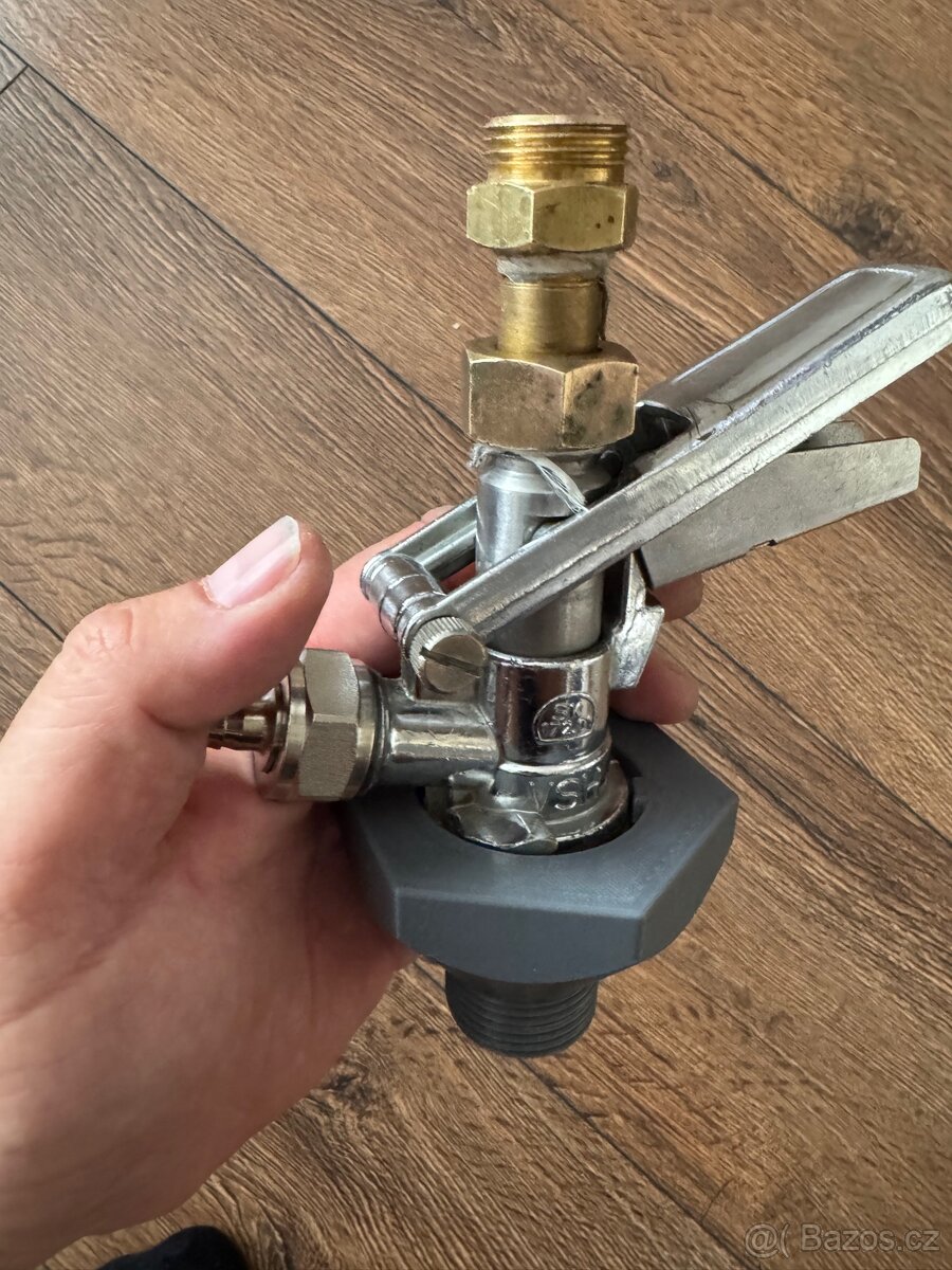 Vycepni zarizeni - sanitacni adapter - 7