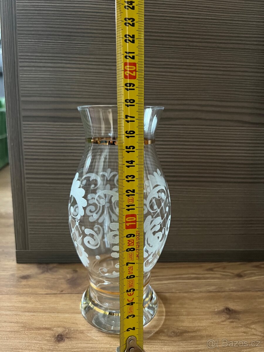 Skleněná váza s matovanými vzory zlacená Retro vintage - 7