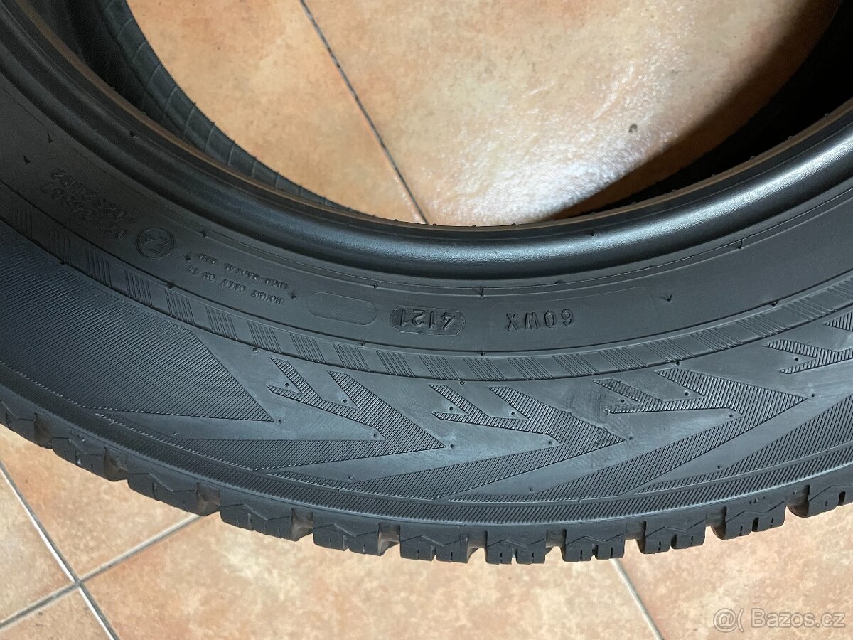 215/65R17 103H NOKIAN WR SUV 4, prodám 4-kusy pneu - 7