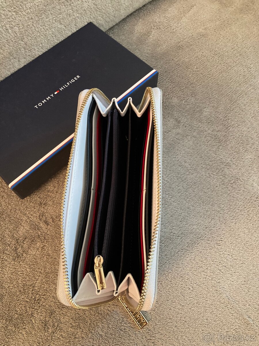 Nová peněženka Tommy Hilfiger - 7