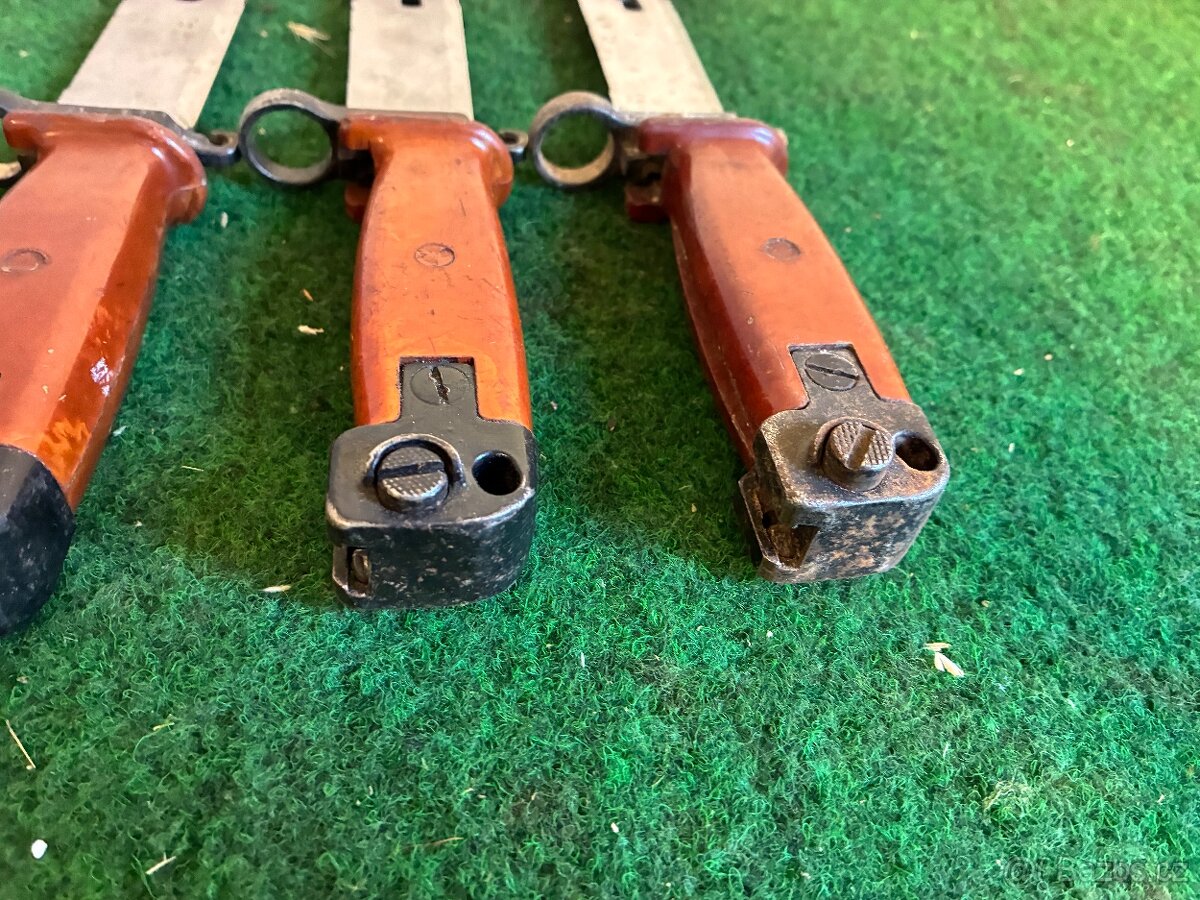 Bodak bajonet AK-47 - - 7