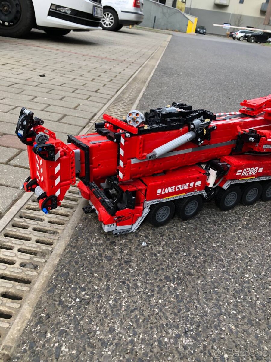 Mould King Liebherr LTM 11200 - 7